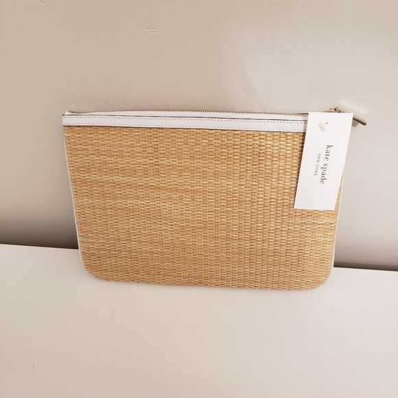 ♠️🍓Kate Spade Picnic in the Park Large Zip Pouch. - Picture 5 of 7